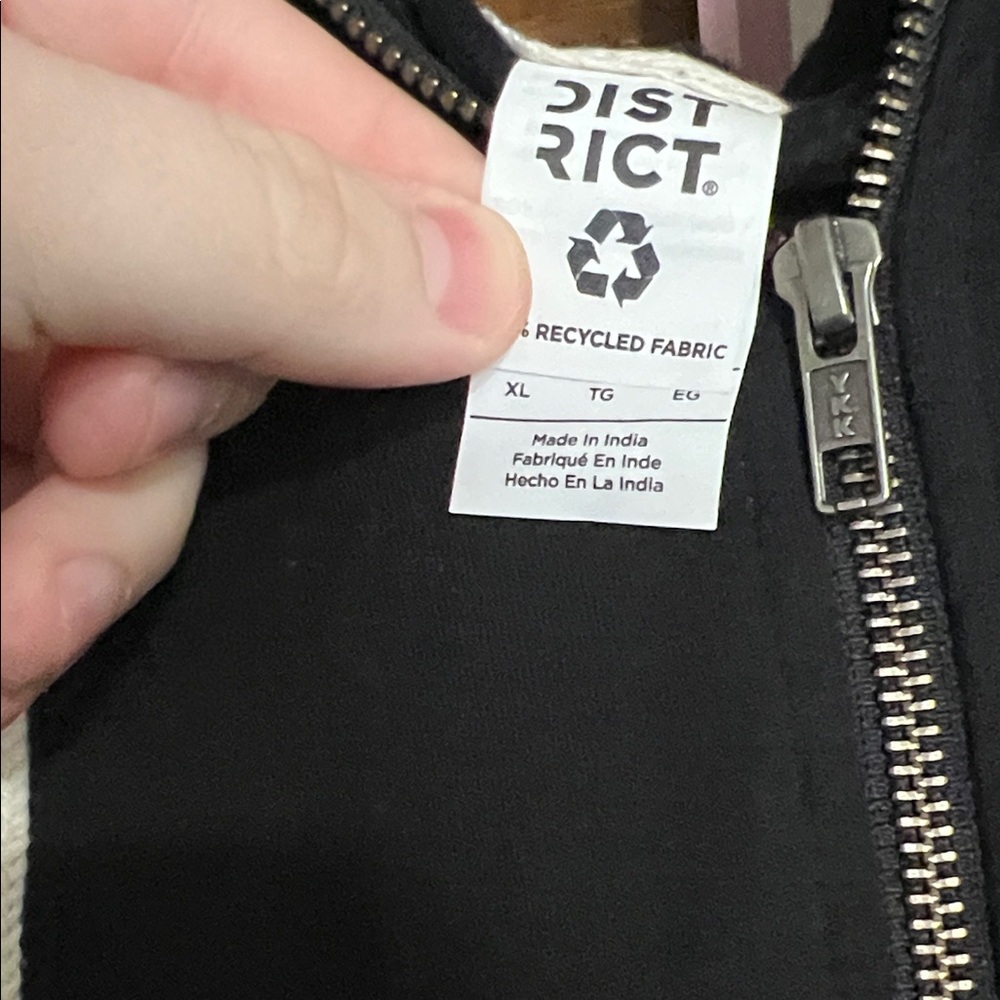 AEW Black Zip-Up Hoodie Size XL - Picture 4 of 4